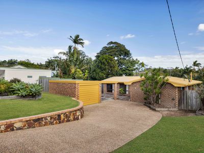 6 McNab Avenue, Tewantin