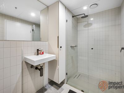 2016 / 2 Grazier Lane, Belconnen