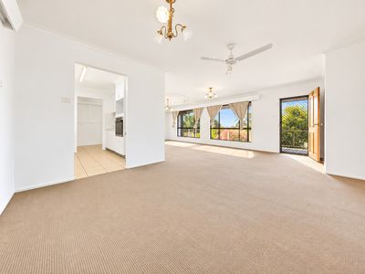 1  Boult Court, Clinton