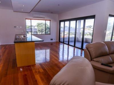 6 HOLYWELL STREET, South Bunbury
