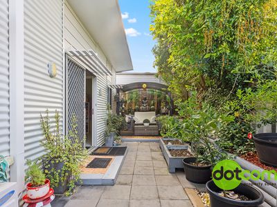 4 Darling Street, Abbotsbury
