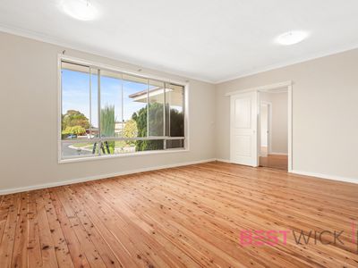 14 Wakehurst Place, West Bathurst