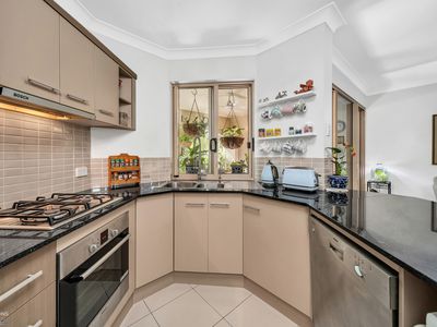 827 / 12-21 Gregory Street, Westcourt