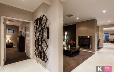 11 Huntingdale Street, Officer