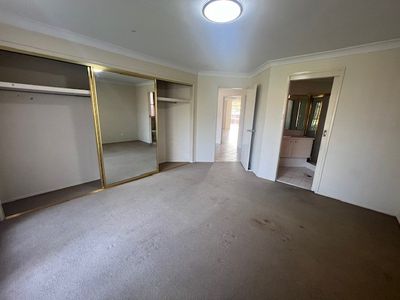 4 Aintree Close, Casula