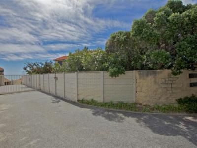 2/161 West Coast Highway, Scarborough