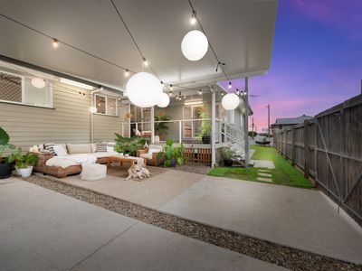 23 Akaroa Avenue, Geebung