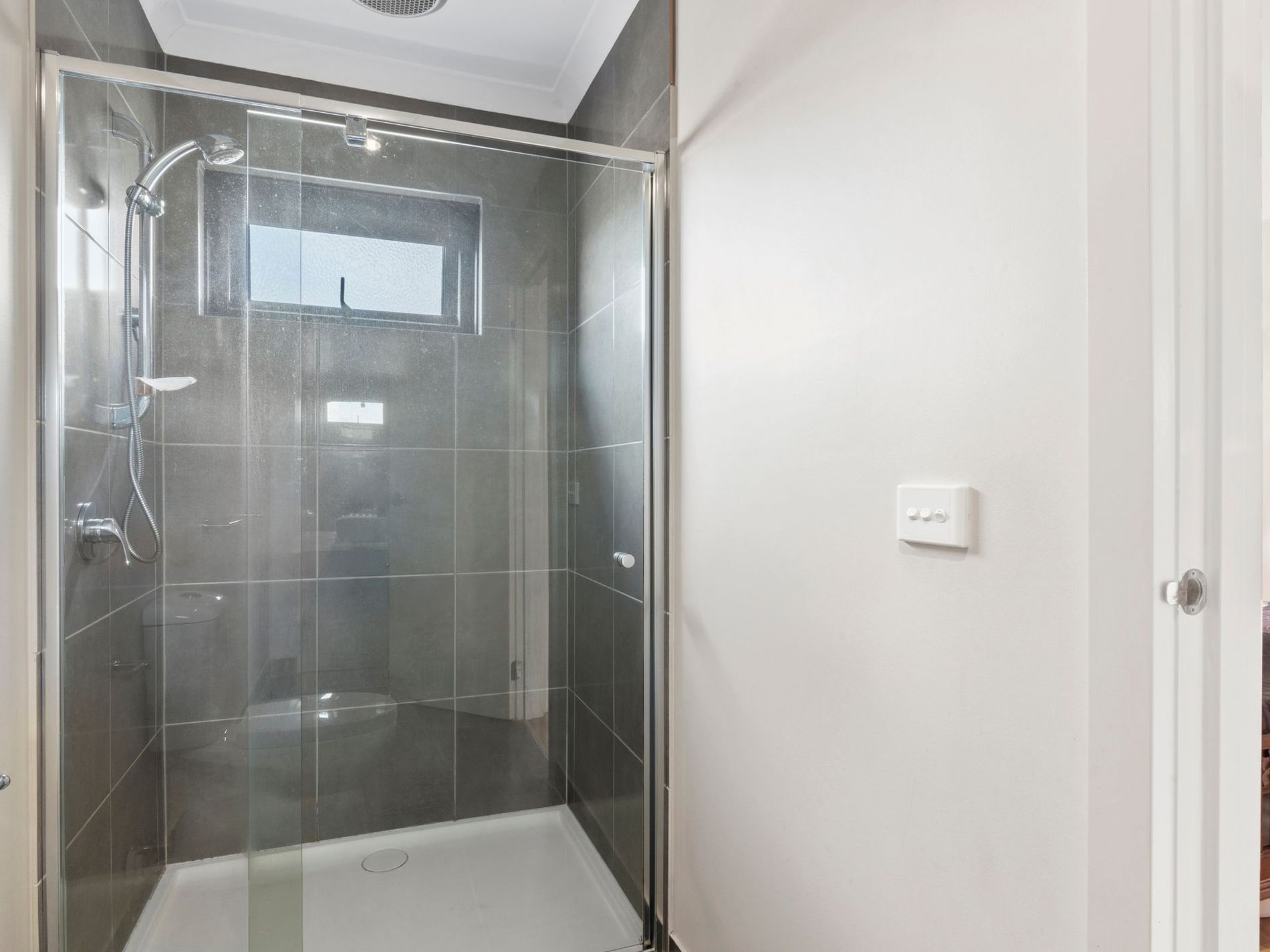 5 Volterra Way, Leopold