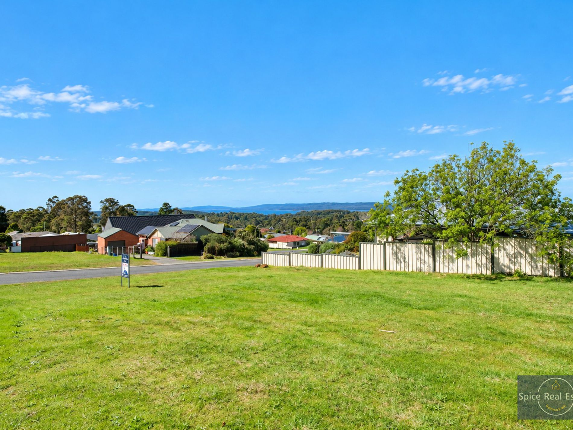 23 Russell Rise, Denmark