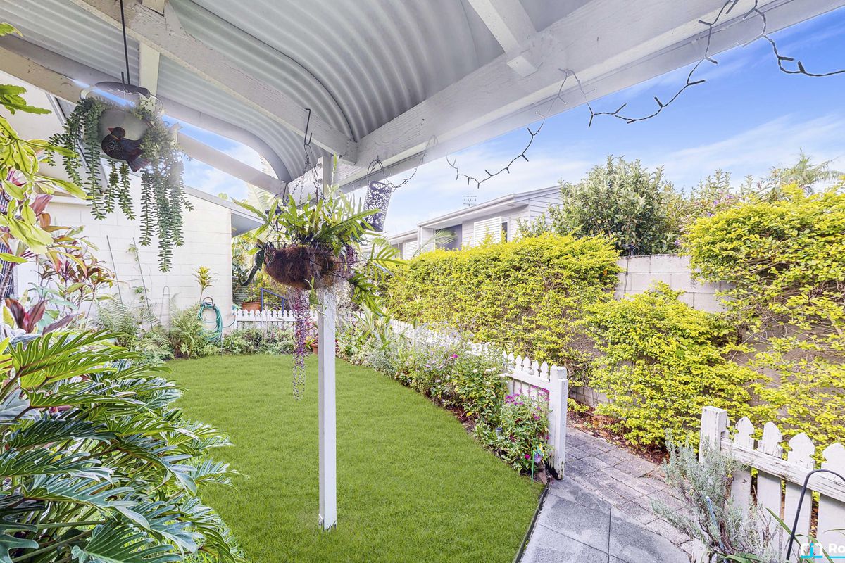 2 / 35 Toolar Street, Tewantin
