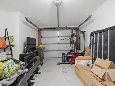 12 Axton Close, George Town