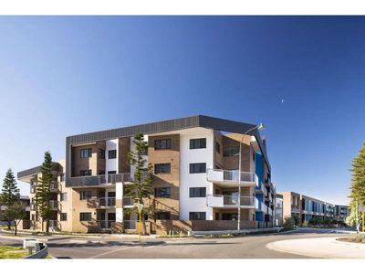 67 / 59 Breaksea Drive, North Coogee