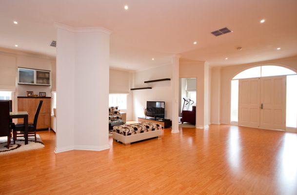 9 Langbourne Court, Greenvale