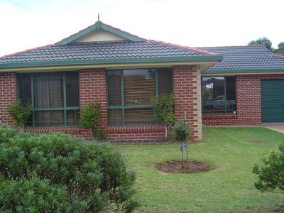 33 Websdale Drive, Dubbo