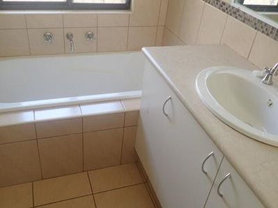 7 / 11-15 Kabbarli Loop, South Hedland