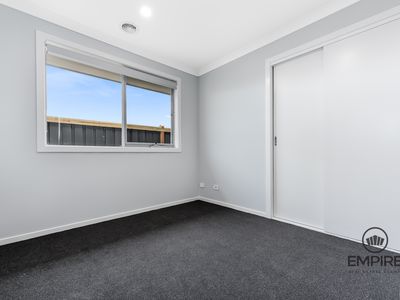 34 Viola Circuit, Clyde