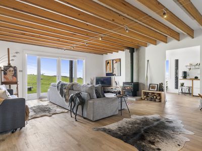 338 Dulcia Road, Gordon