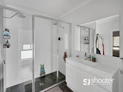 7 Paterson Circuit, Dubbo
