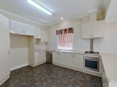 6 Macdonald Street, Dubbo