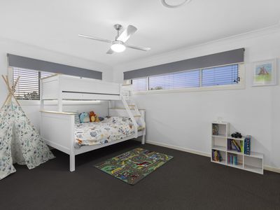 2 Foxwood Circuit, Wakerley