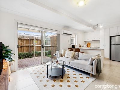 2 / 21 Basil Street, Newport