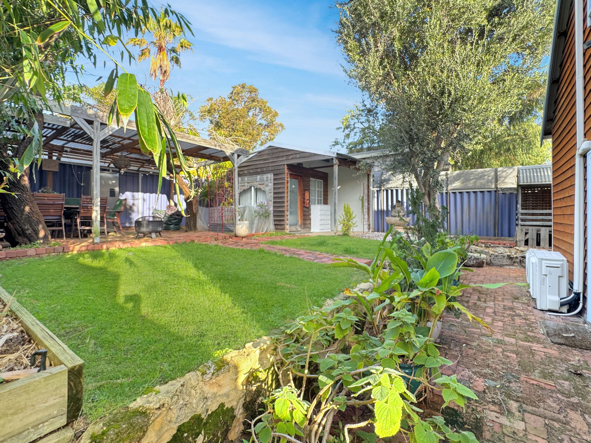 2 Victor Street, Hilton