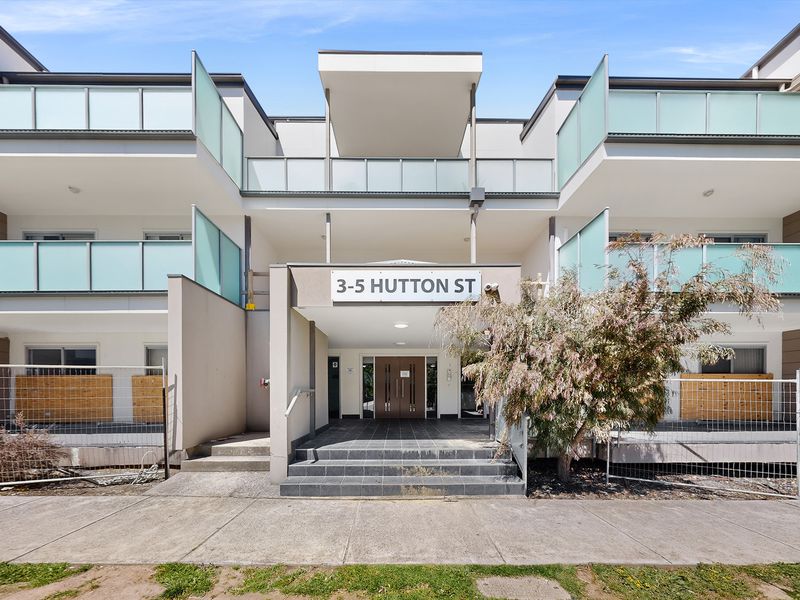 18 / 3-5 Hutton Street, Dandenong