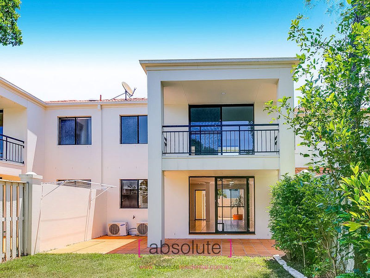 56 / 60 Caseys Road, Hope Island Absolute Estate Agents