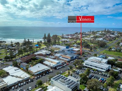 2 / 12 Queen Street, Woolgoolga