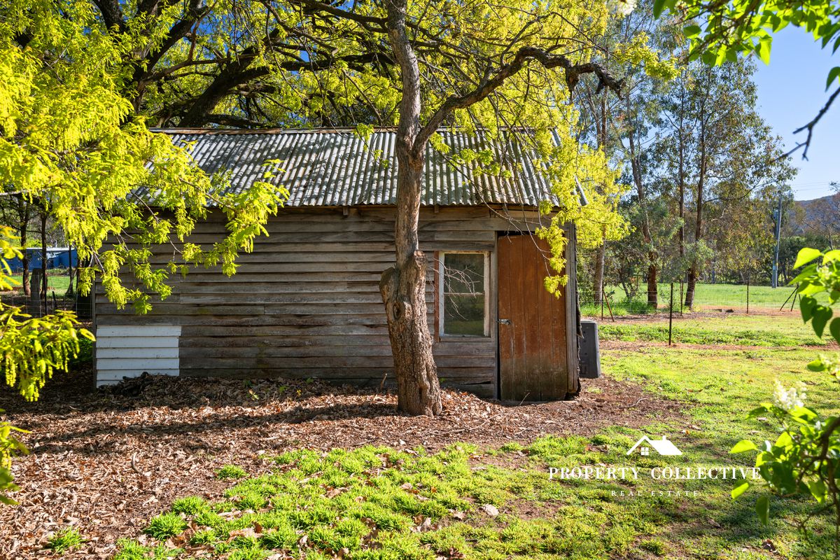 975 Beechworth-Wodonga Road, Wooragee