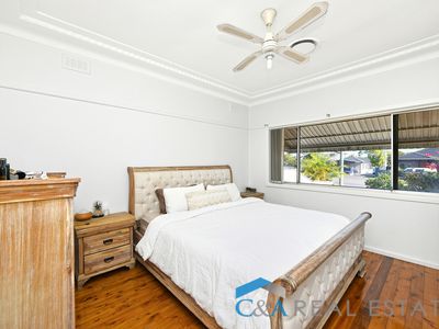 211 HENRY LAWSON DRIVE, Georges Hall
