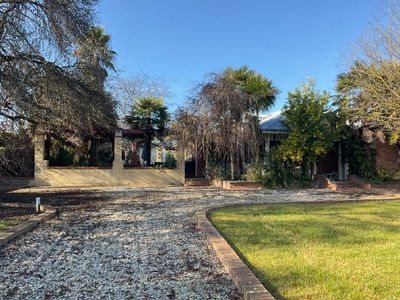 14-16 Main street, Chiltern