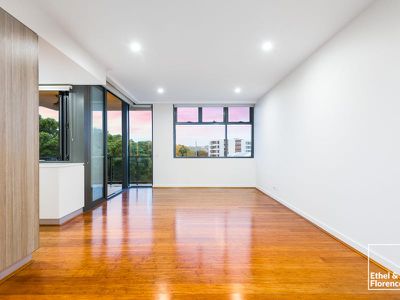 4307 / 12-18 Parkside Circuit, Hamilton