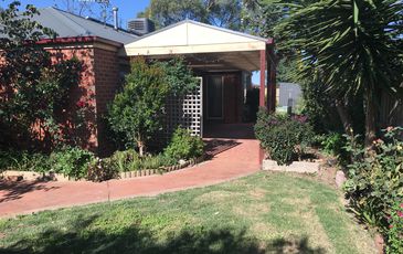 1 EDINBURGH DRIVE, Beaconsfield
