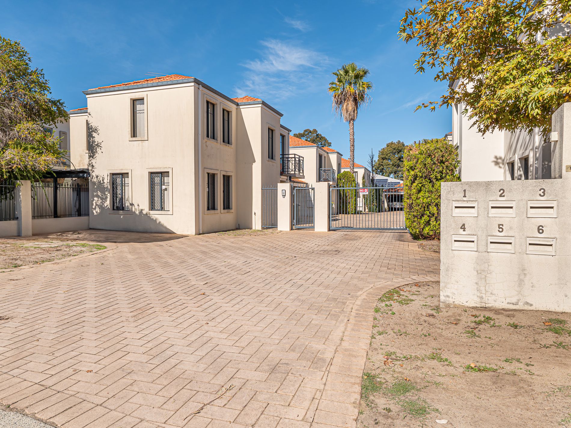 3 / 13 Gochean Avenue, Bentley