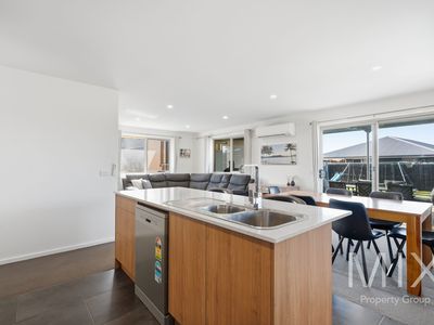 82 Menin Drive, Brighton