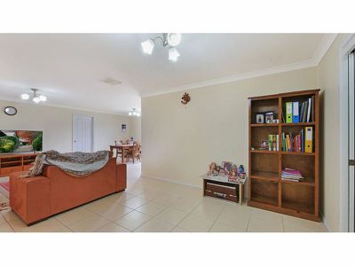 105 Oak Crescent, Narromine