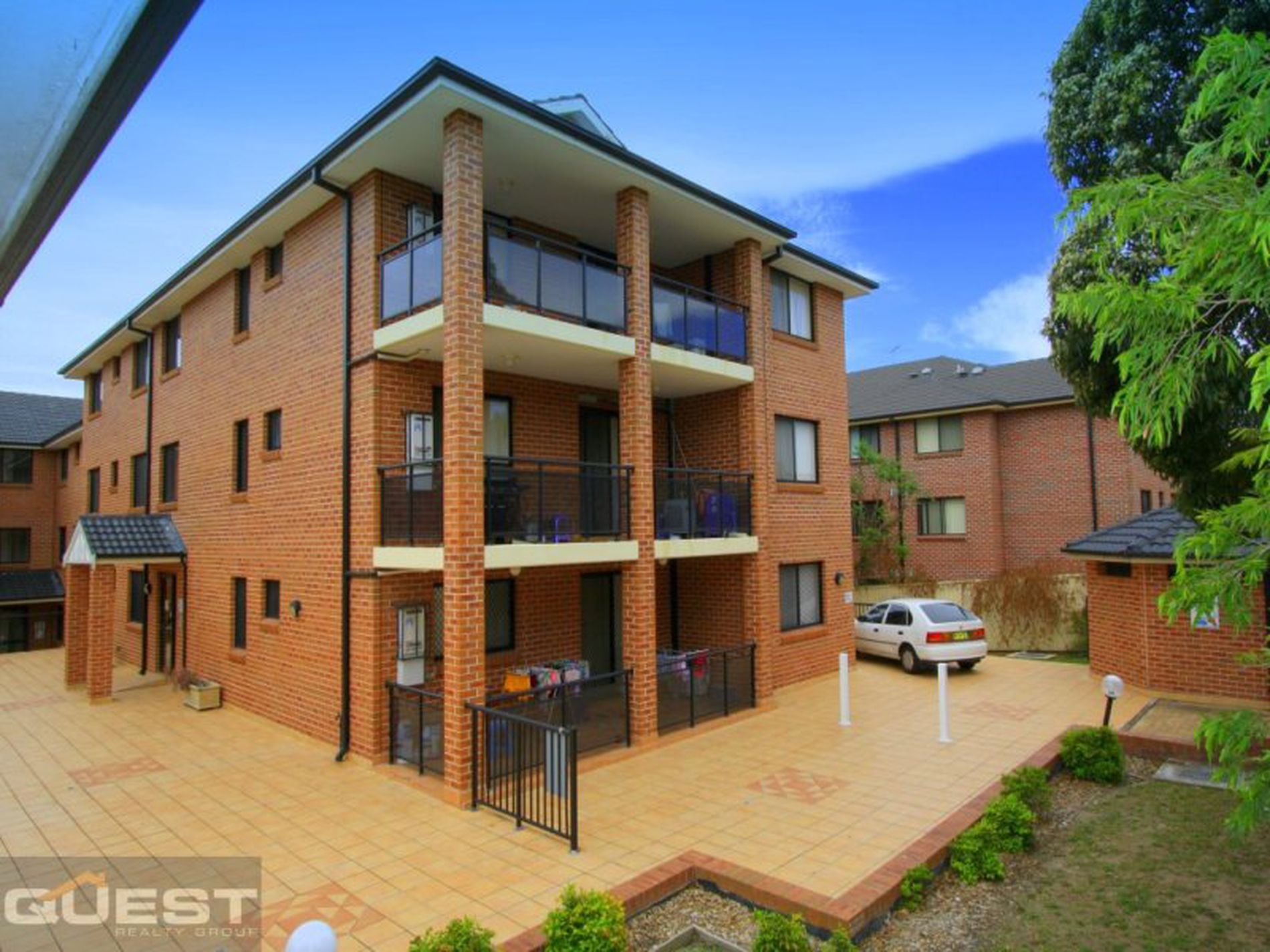 18 / 2A Mulla Road, Yagoona