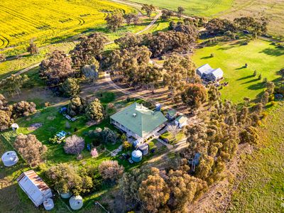 42 Harold Matthews Road, Banyena