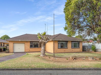 2 Coora Avenue, Mount Gambier