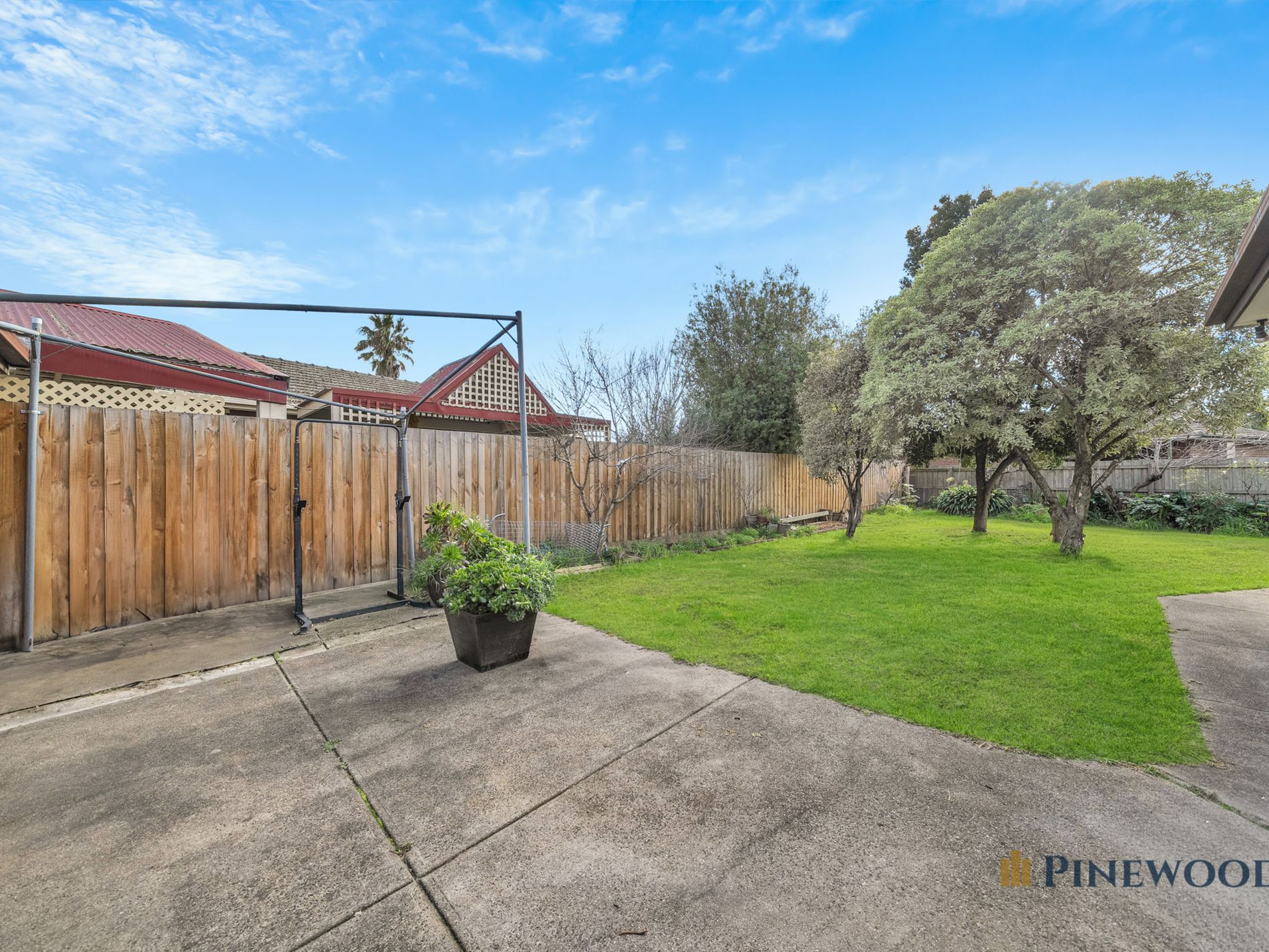 8 Severn Street, Epping