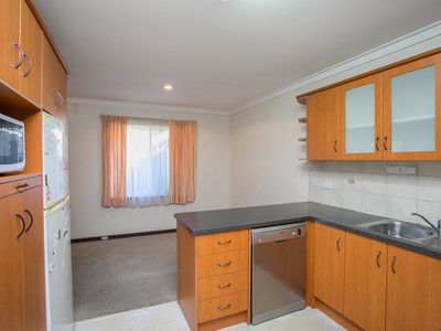 2 / 35 Third Street, Bicton