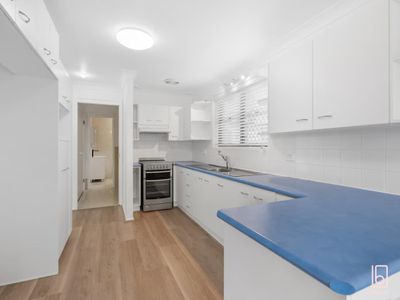 6 Stelling Avenue, Kanwal