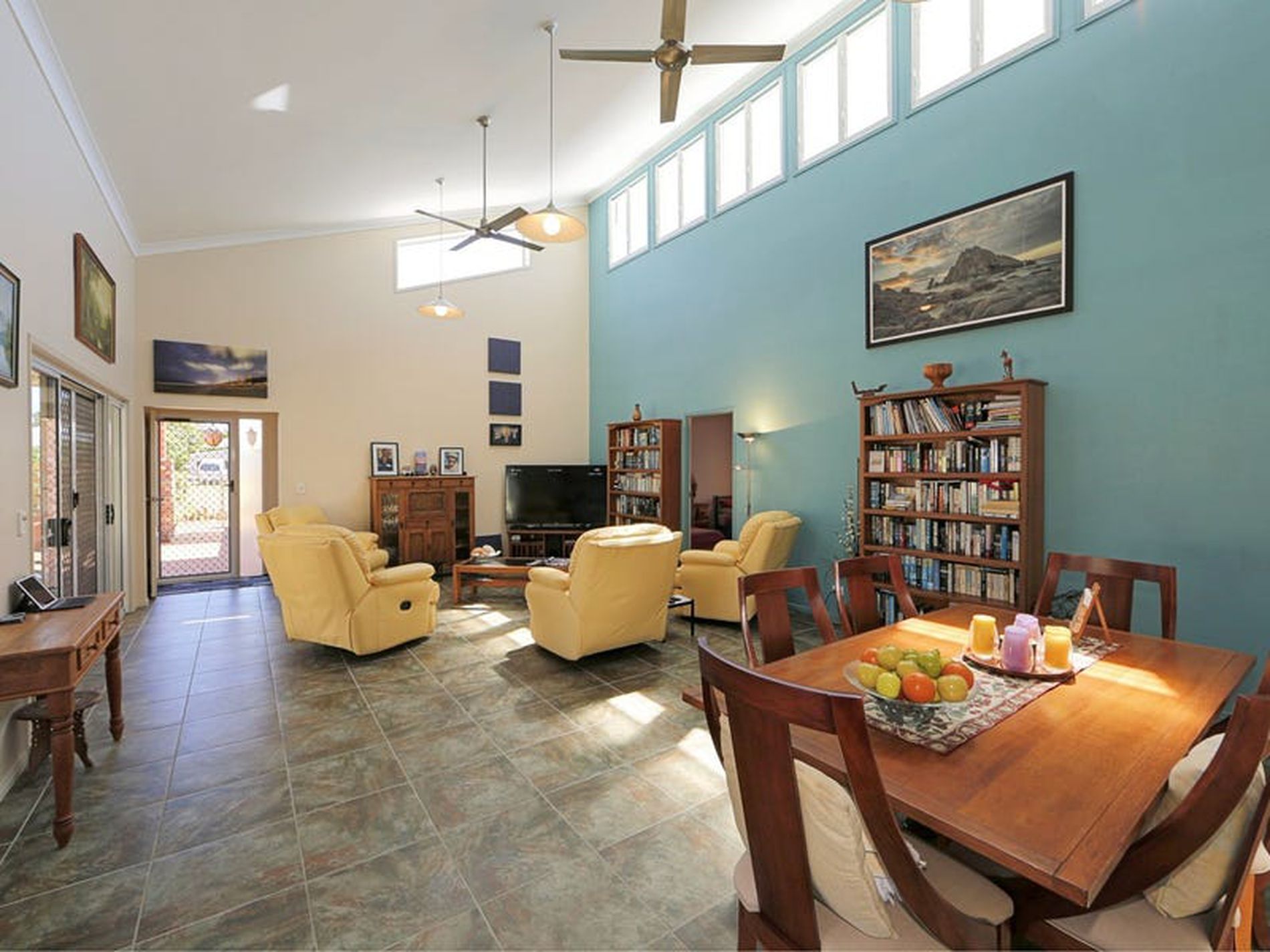 11 Emperor St, Woodgate