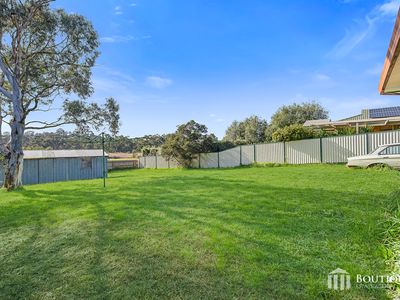 211 Outlook Drive, Dandenong North