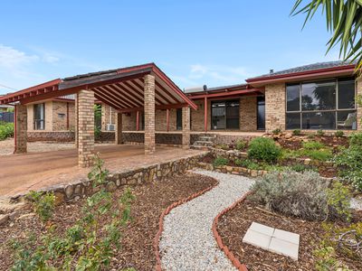 1 Armour Way, Lesmurdie