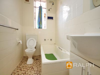 2 / 9 Fairmount Street, Lakemba