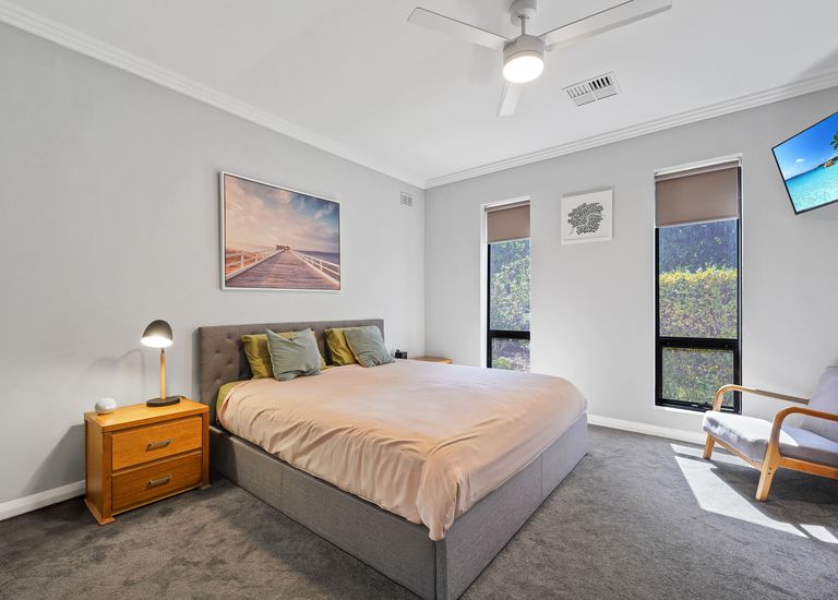 27 Malurus Avenue, Lockleys