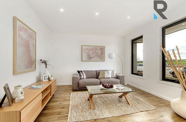 93 Horizon Boulevard, Greenvale