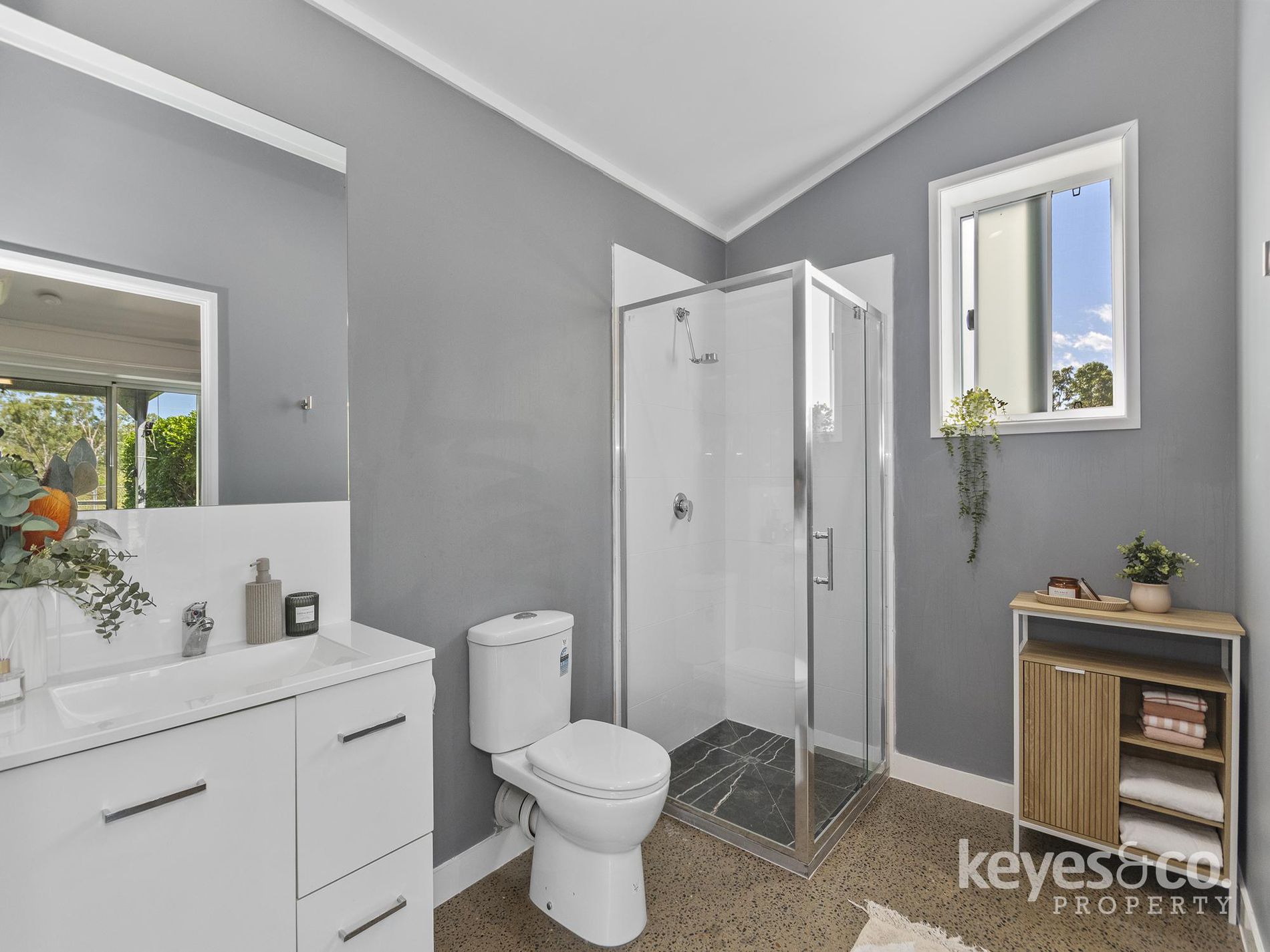 6 Bernborough Court, Kelso